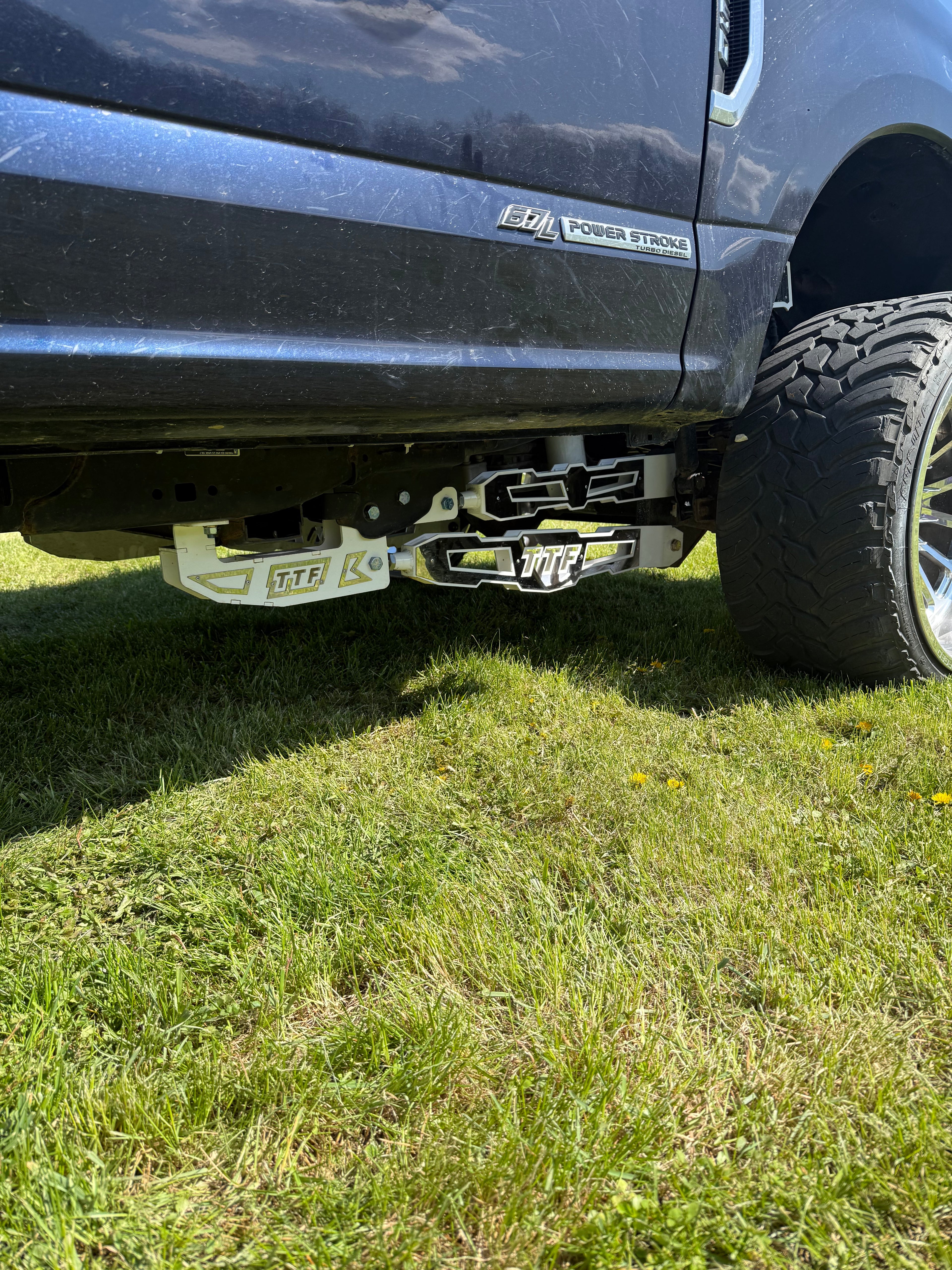 2017-2022 Ford F-250, F350 Standard Ladder Style 4 link (SHOW MOUNT)
