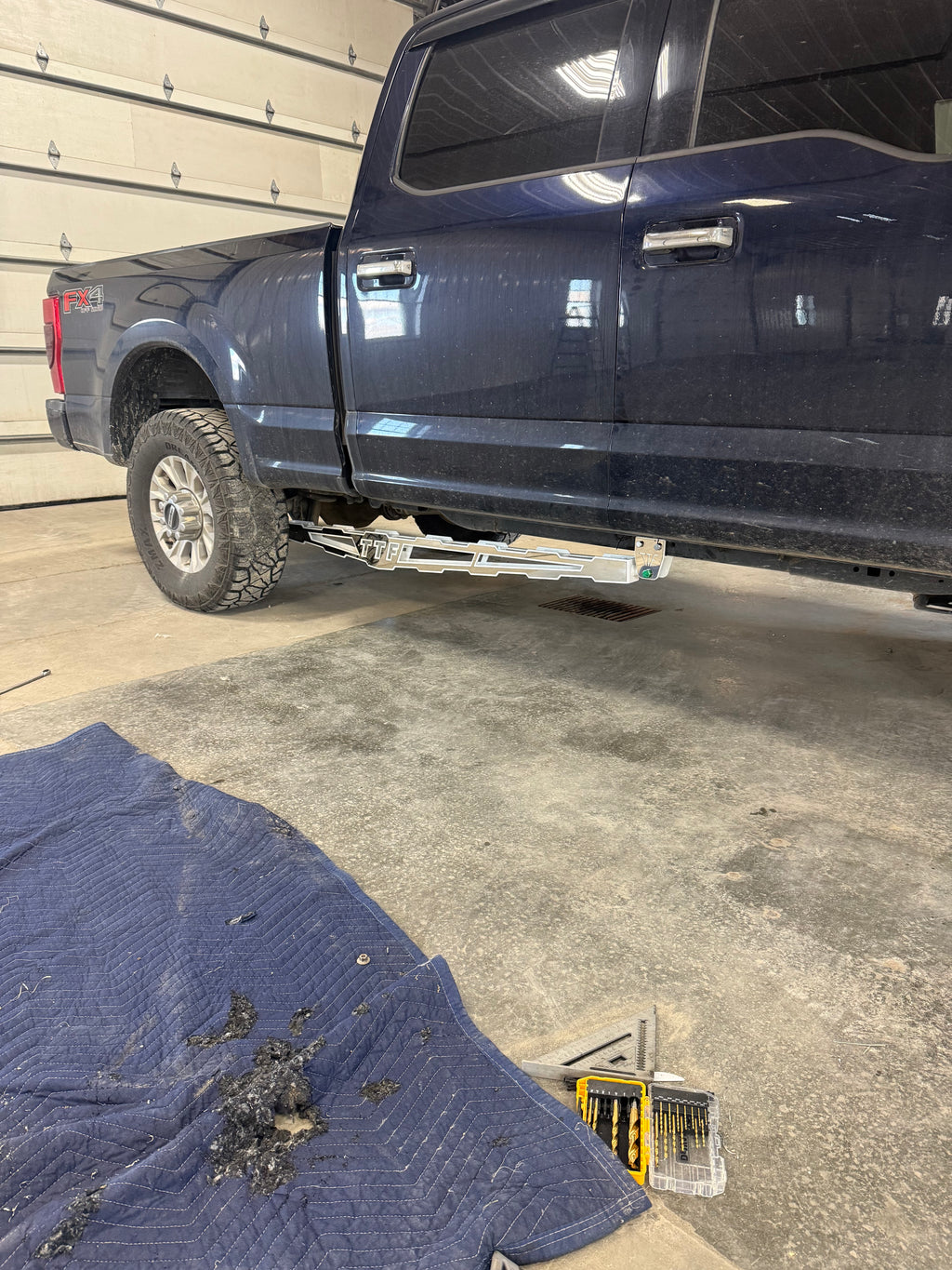Standard Ladder Traction Bars